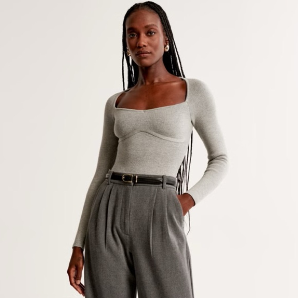 Abercrombie Long Sleeve Sweetheart Sweater Bodysuit